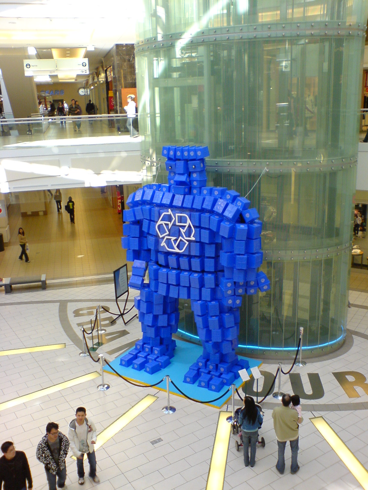 random Picture In shopping Mall